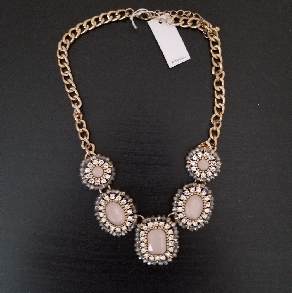 Romolo necklace
